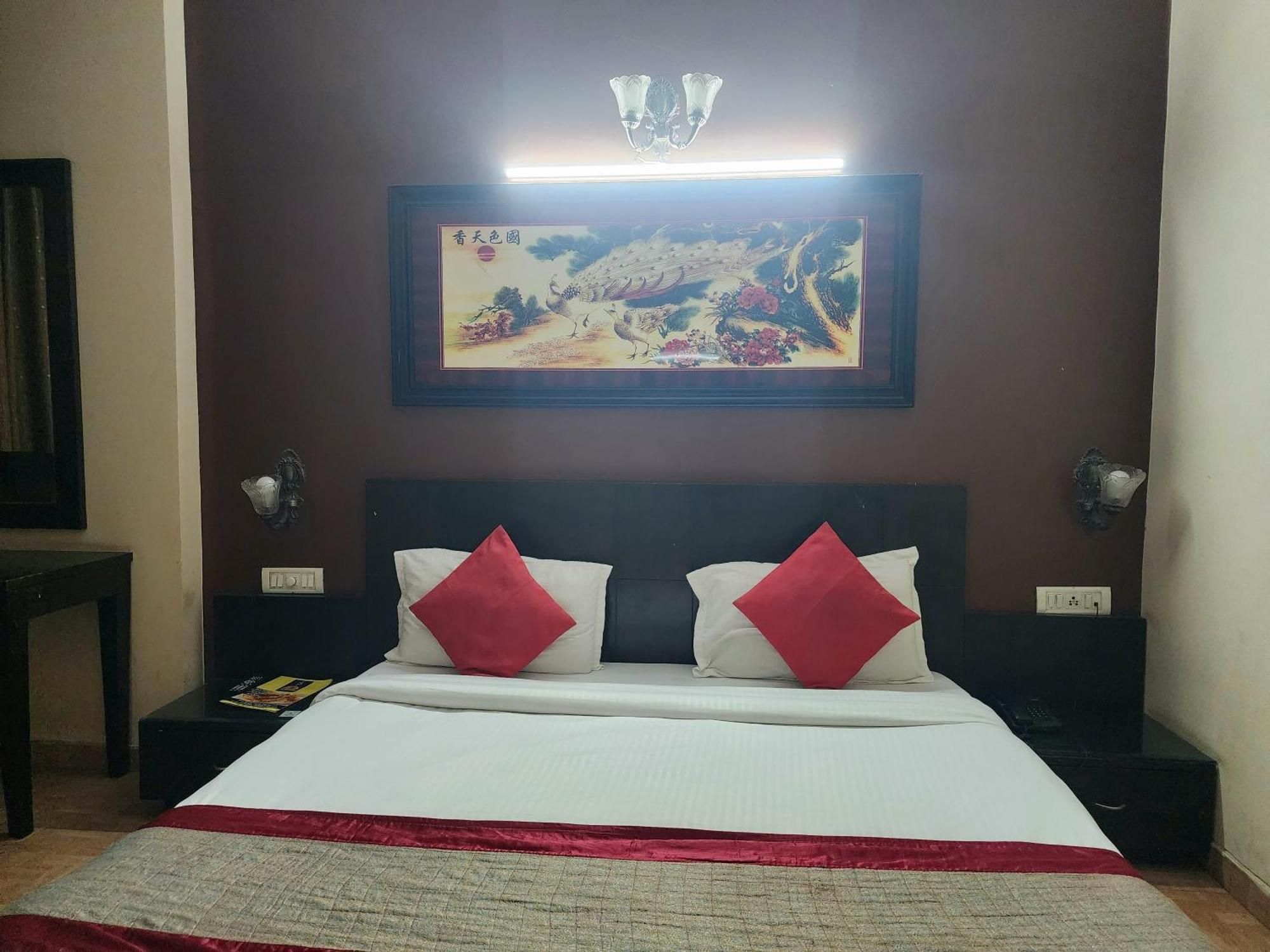 Hotel Mid Town Delhi  Buitenkant foto